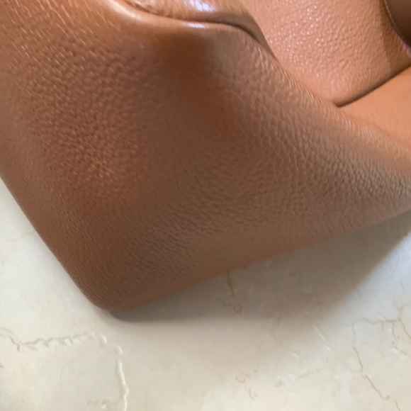 Prada - Picture 10 of 16